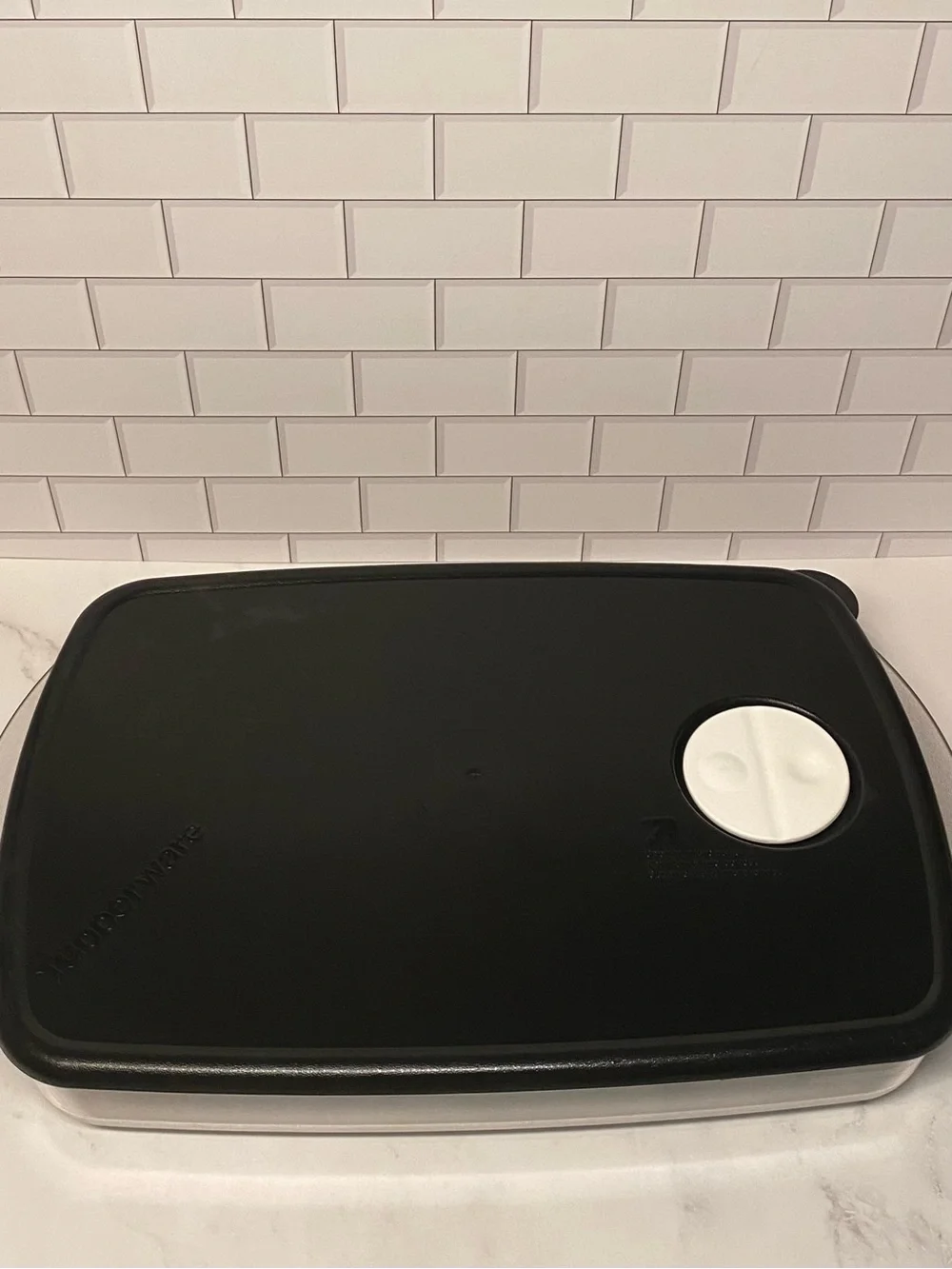 Tupperware Rock ‘N Serve Rectangular Shallow Divided Set Black/Wht/Clear